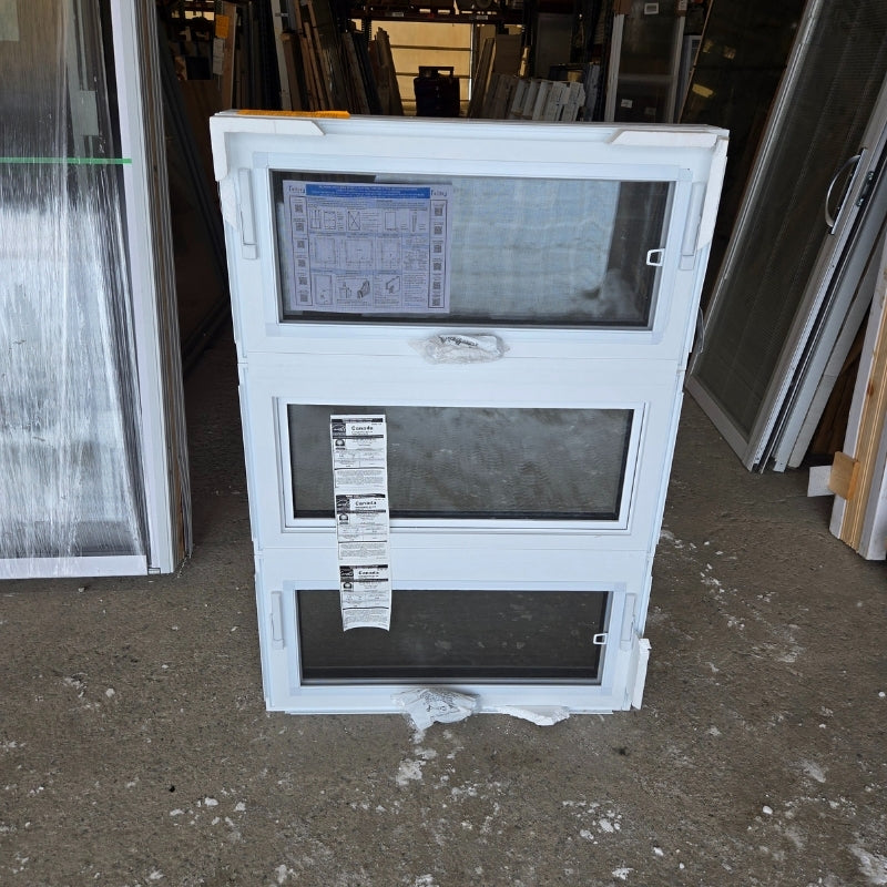 Fenêtre oscillante blanche - 32" x 48"