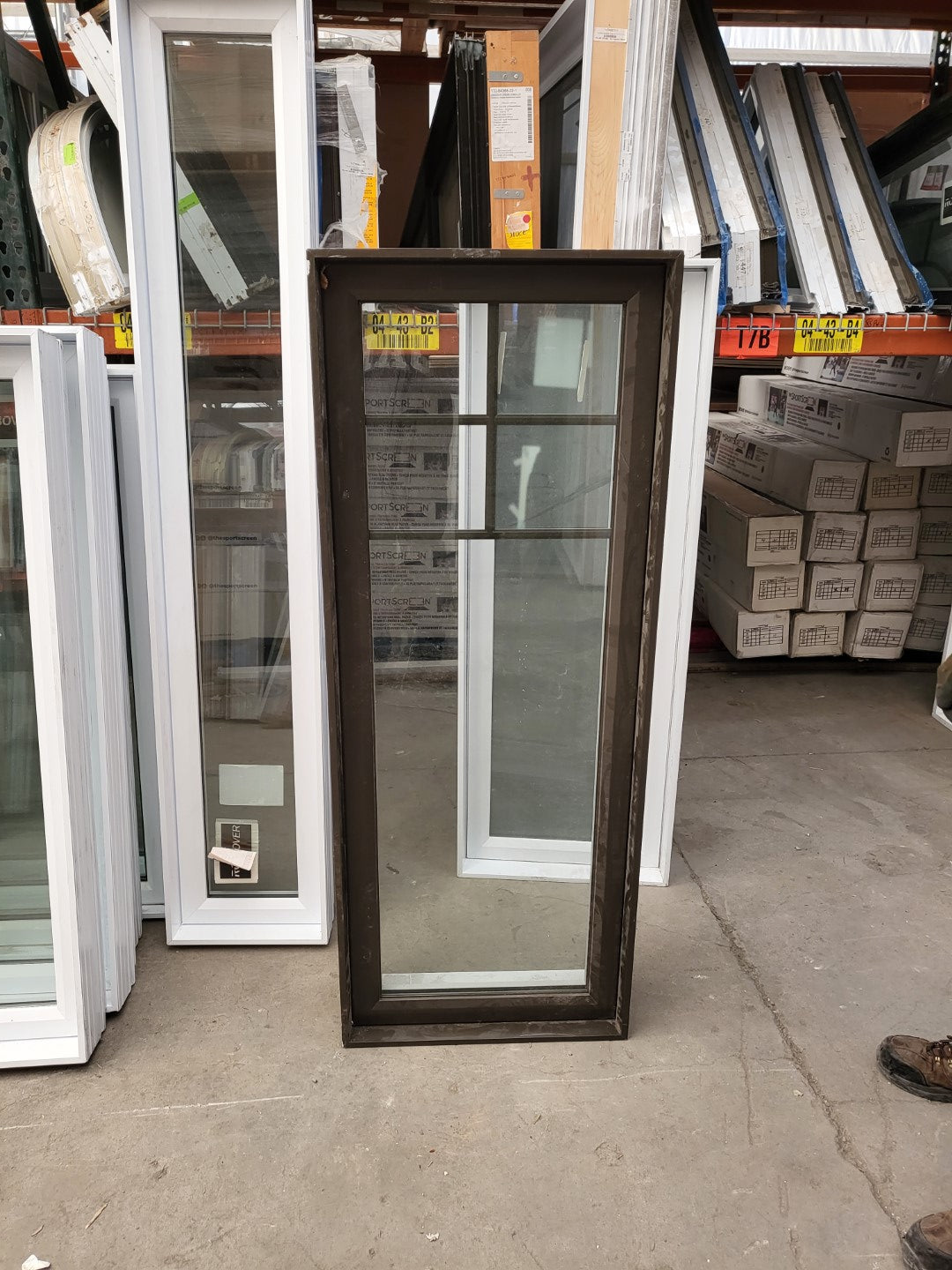 Fenêtre fixe brune - 23" x 60"1/4