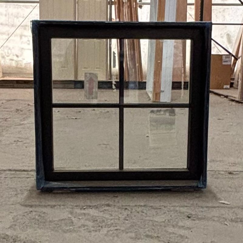 Fenêtre fixe noire - 26 x 24