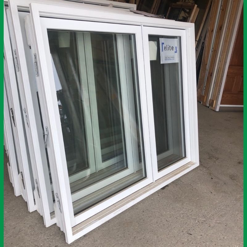 Fenêtre battante blanche 60 5/8 x 52 5/8