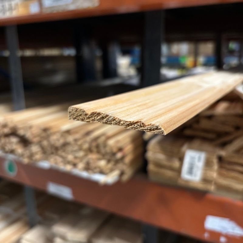 Moulure en pin - 3/8" x 2½" x 8'