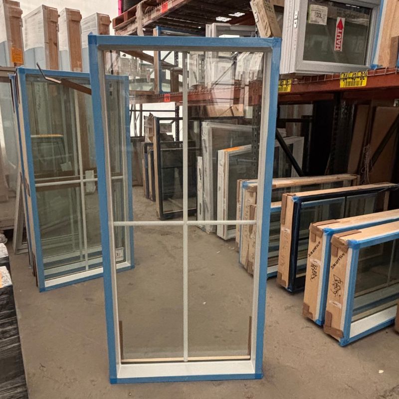 Fenêtre fixe blanche - 26 1/2 x 56 3/8