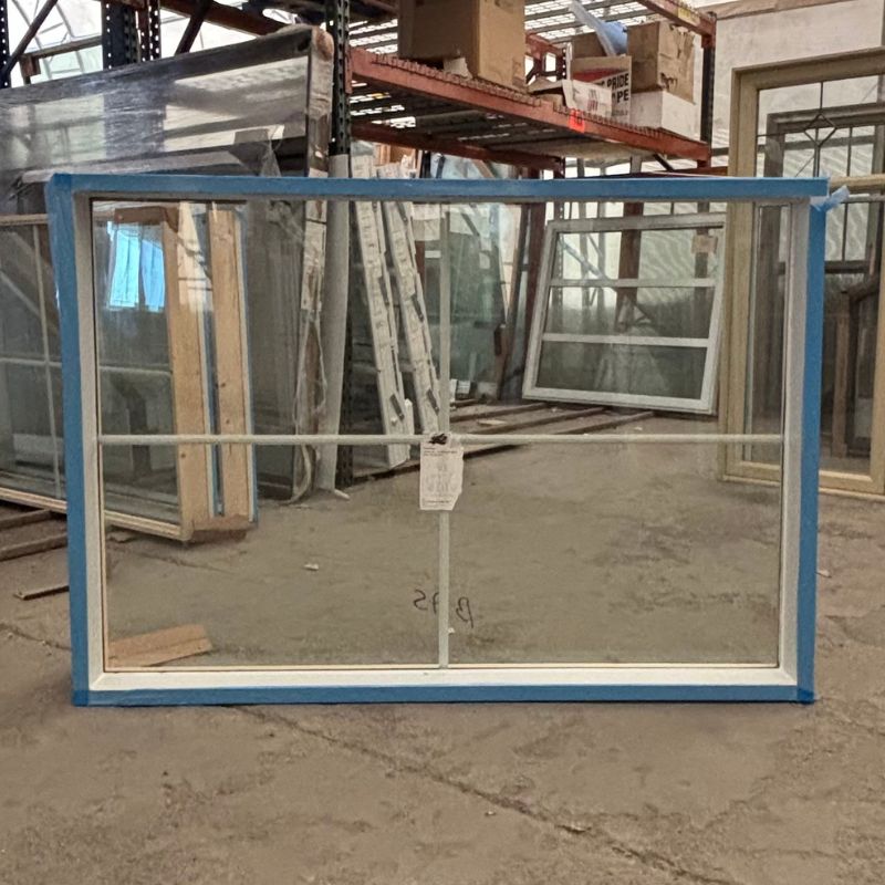 Fenêtre fixe blanche - 38 1/16 x 54 1/4