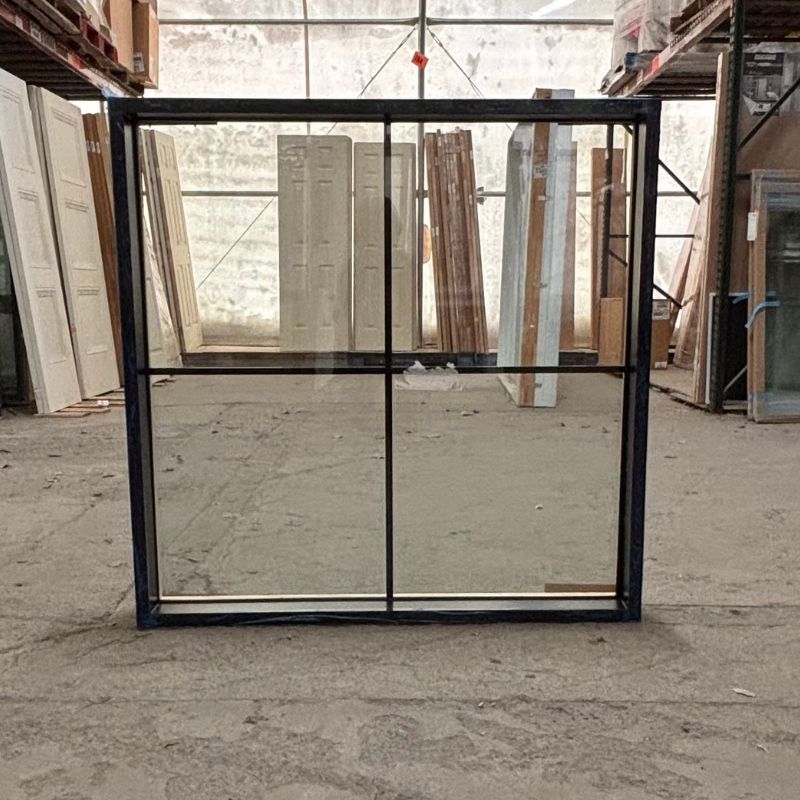 Fenêtre fixe noire - 44 1/4 x 44 1/4