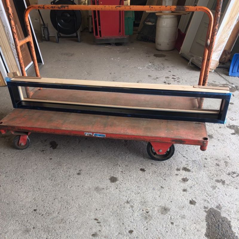 Fenêtre fixe noire - 65"1/2 x 8"5/8