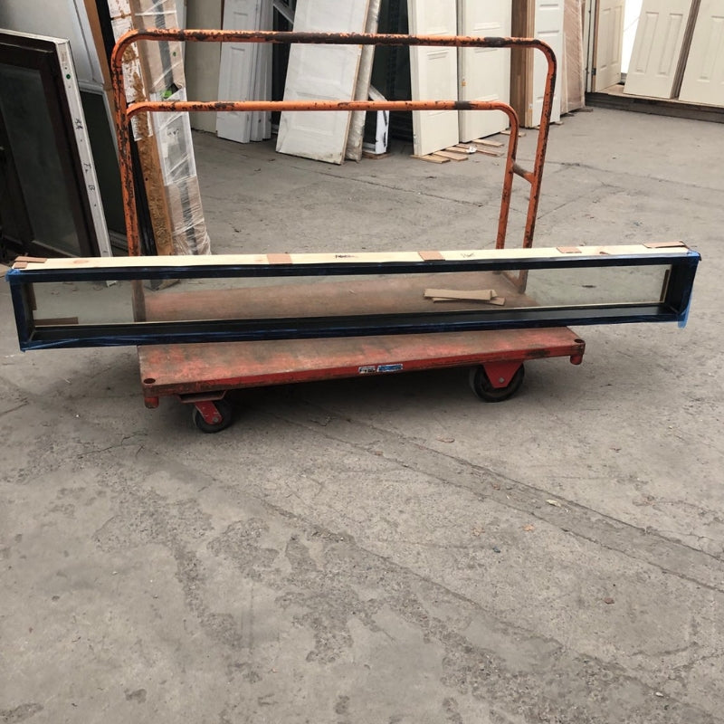 Fenêtre fixe noire - 93" x 10"1/8