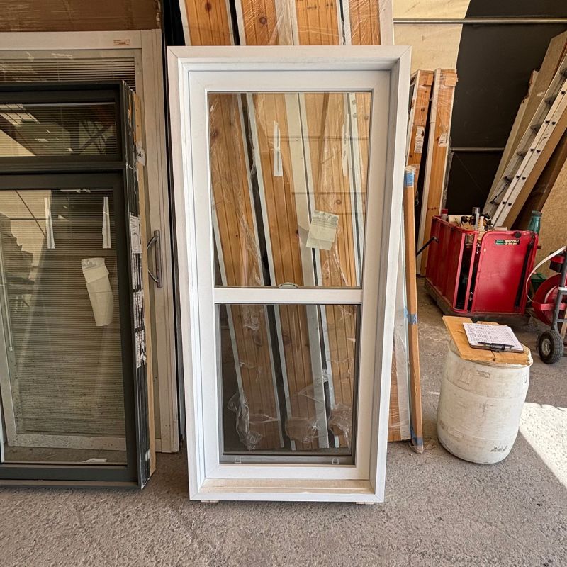 Fenêtre blanche - 29"5/8 x 65"3/8