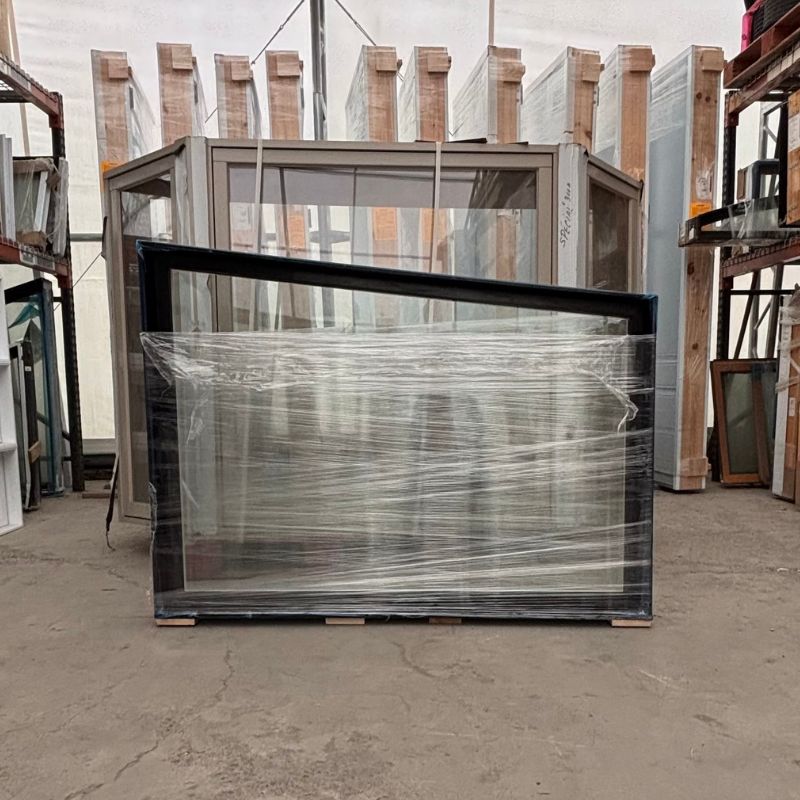 Fenêtre fixe à angle - 56 3/4 x 43 x 36