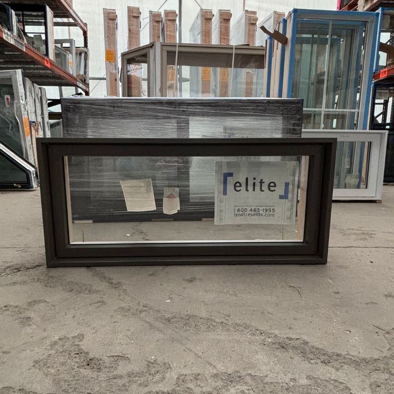 Fenêtre fixe grise - 36" x 16"