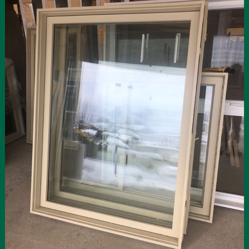 Fenêtre beige 52" x 68" 1/2