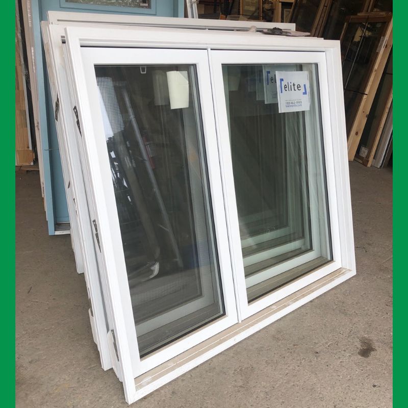 Fenêtre battante blanche 60 5/8 x 52 5/8