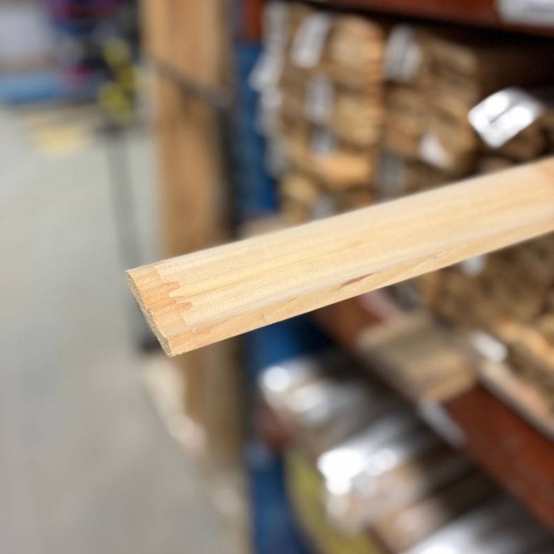 Moulure en pin - ½" x 2½" x 8'