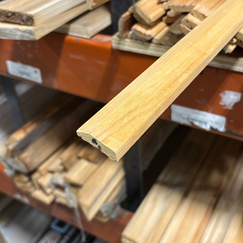 Moulure 11/32'' x 1  1/4'' x 8'