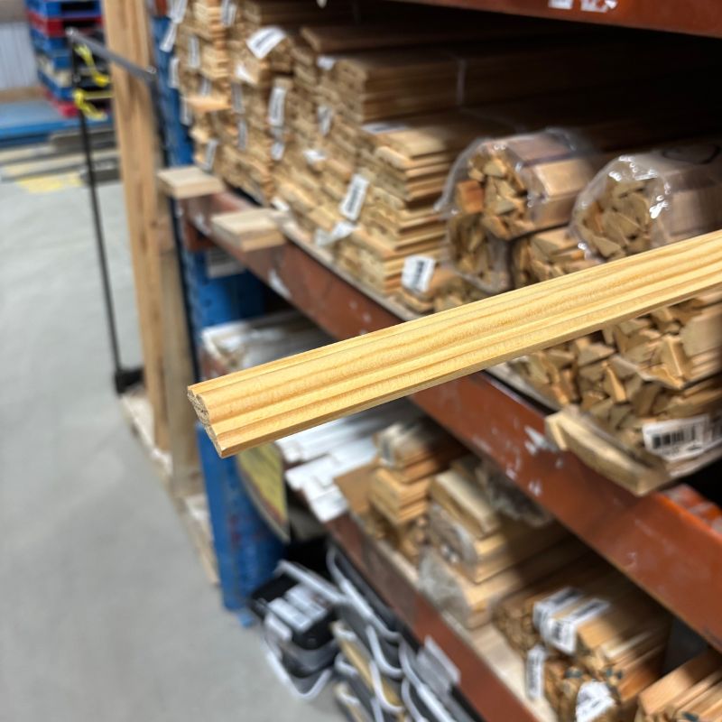 Moulure - 1"1/8 x ½" x 8'
