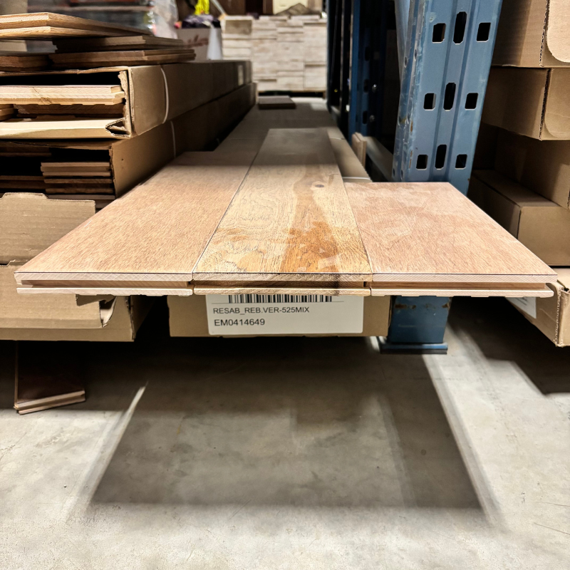 Plancher bois franc verni pâle - 5¼"
