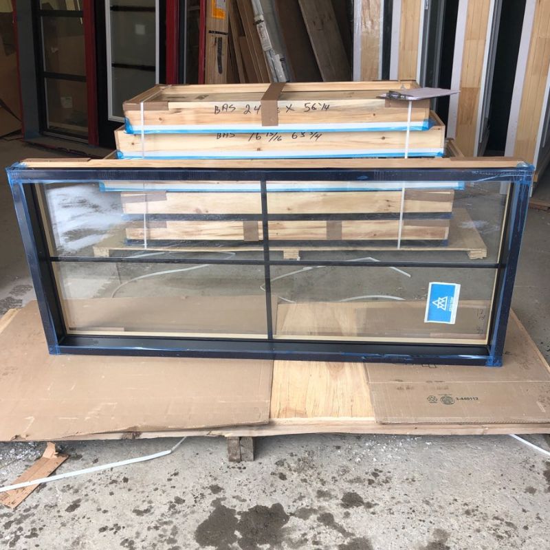 Fenêtre fixe noire - 62" 1/2 x 26"3/8